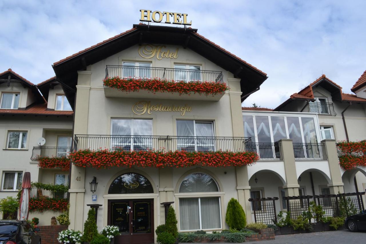 Stopnica Hotel Mateo מראה חיצוני תמונה