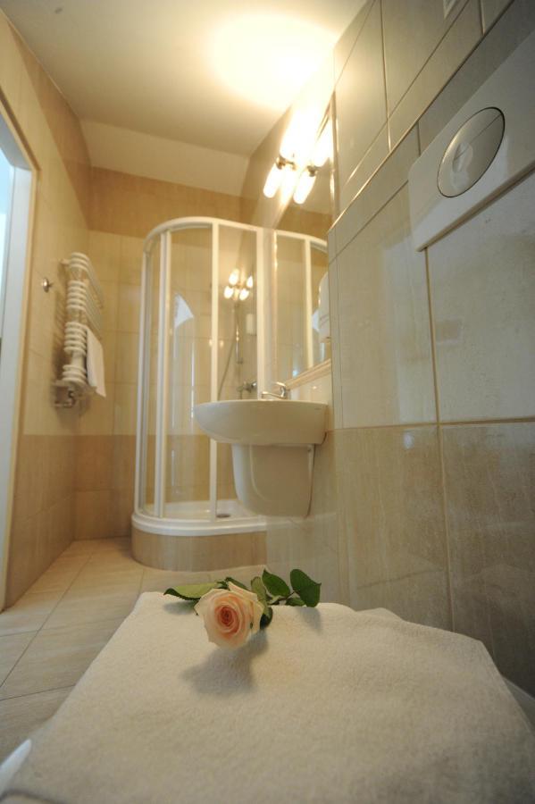 Stopnica Hotel Mateo מראה חיצוני תמונה